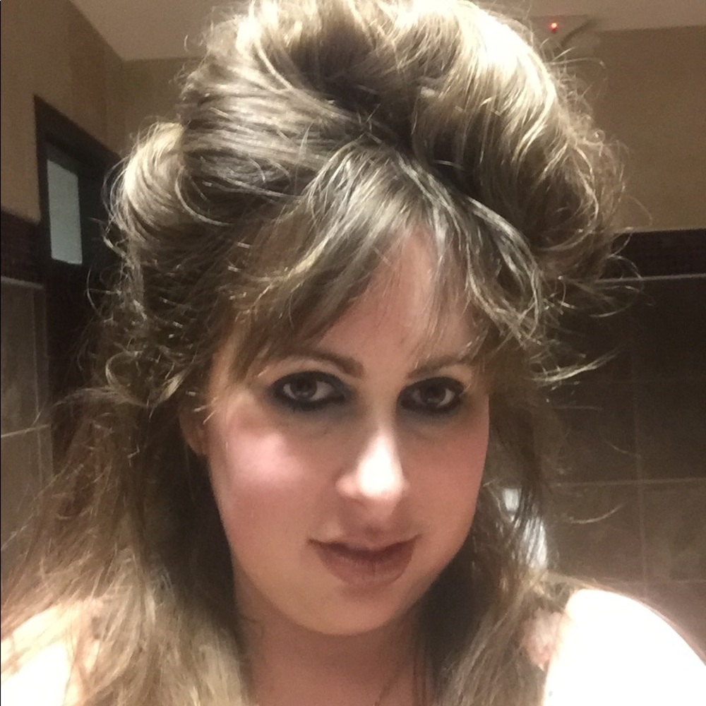 Meet your Posher, Rachel